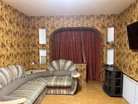 2-комн. квартира, 47 м², 1/5 этаж