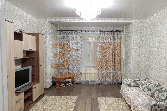 Квартира, Тюменская область, Сургут, Восточный р-н, 27-й мкр, Комсомольский пр-т , 46. Фото 1