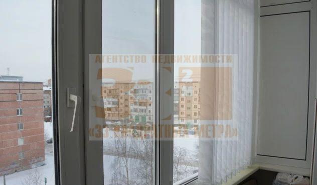Квартира, Тюменская область, Сургут, 11-й мкр, ул. Бахилова, 3. Фото 1