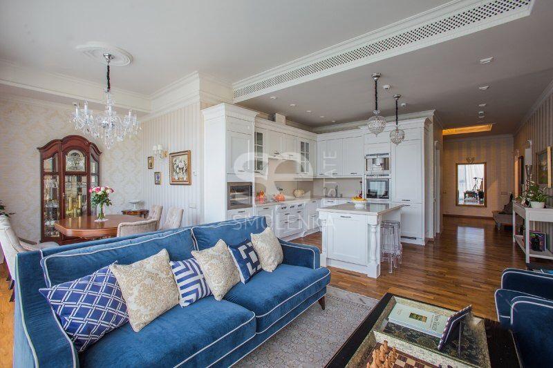 5-комнатная Квартира, 216 м2