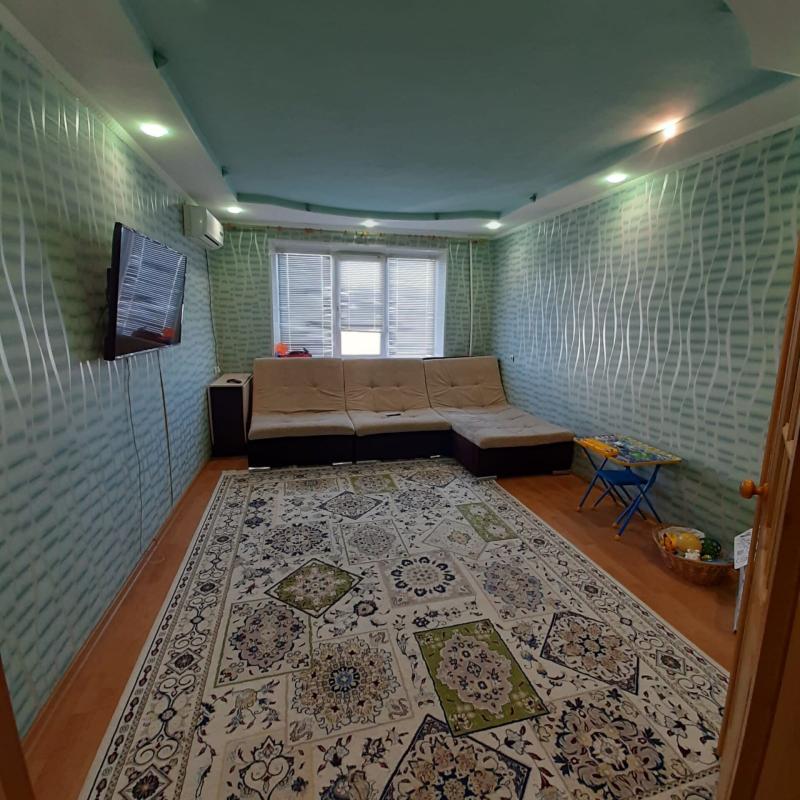 3-комн. квартира, 65 м², 8/9 этаж