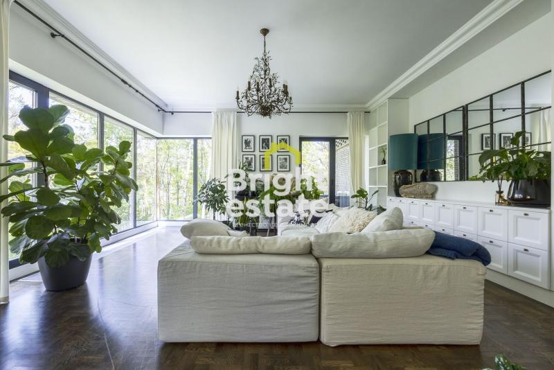 4-комн. квартира, 154 м², 2/8 этаж