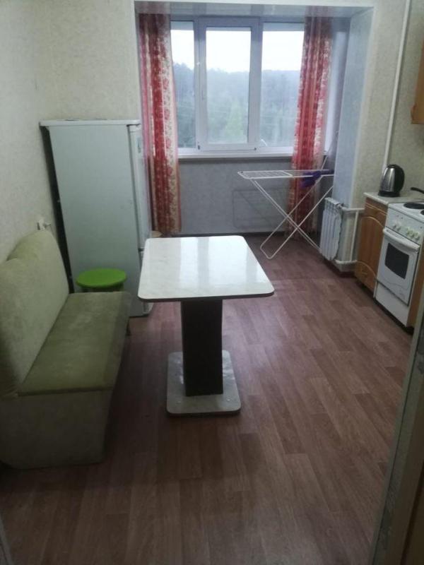2-комн. квартира, 52 м², 4/5 этаж