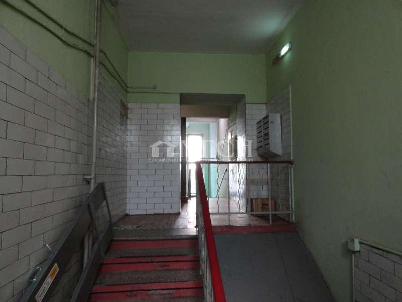 2-комн. квартира, 47 м², 2/9 этаж