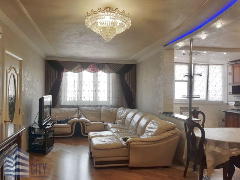3-комн. квартира, 128.5 м², 17/25 этаж