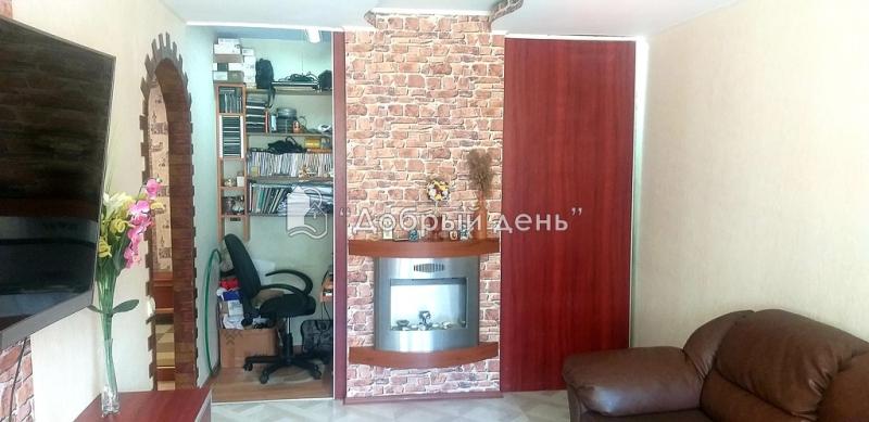 2-комн. квартира, 45 м², 1/5 этаж