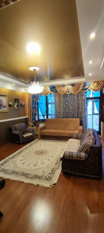 3-комн. квартира, 96 м², 13/17 этаж