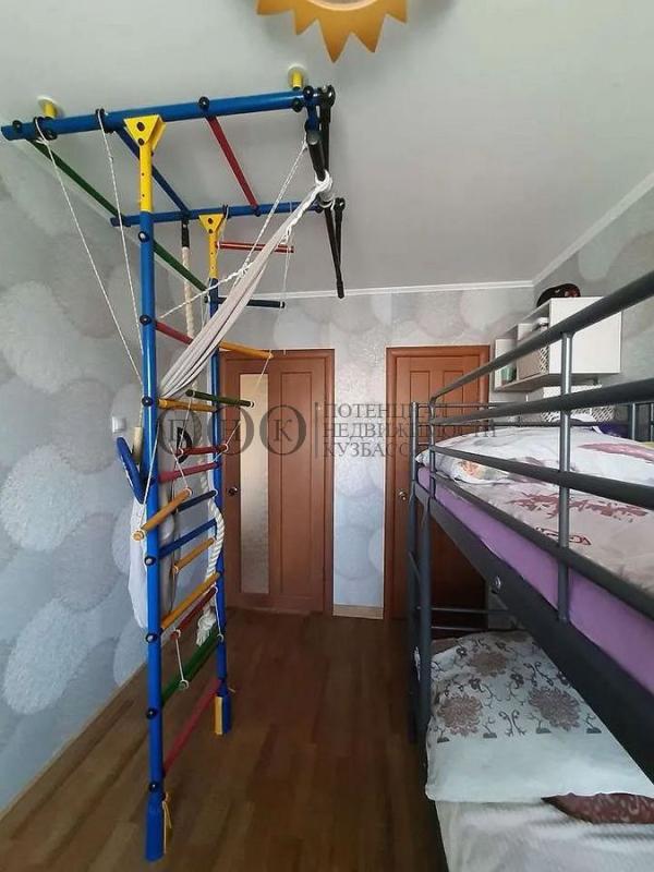 3-комн. квартира, 60 м², 4/5 этаж