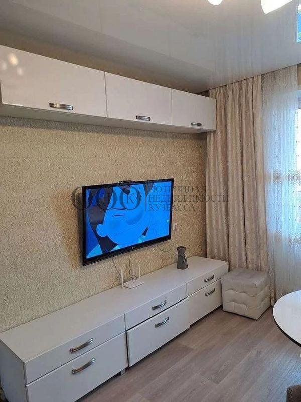 2-комн. квартира, 57 м², 5/10 этаж