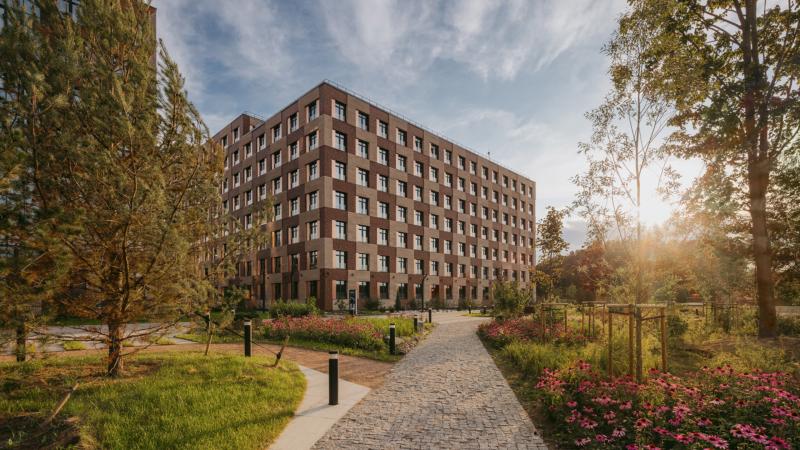 3-комн. квартира, 117 м², 8/8 этаж