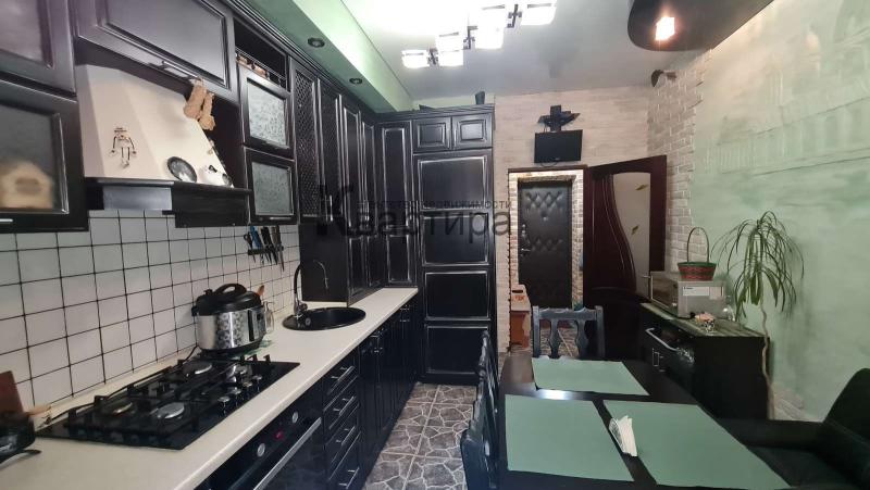 2-комн. квартира, 60 м², 1/3 этаж