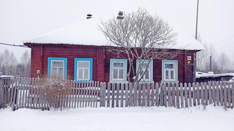 Квартира, Кировская область, пос. городского типа Вахруши, Полевая улица, 1. Фото 1