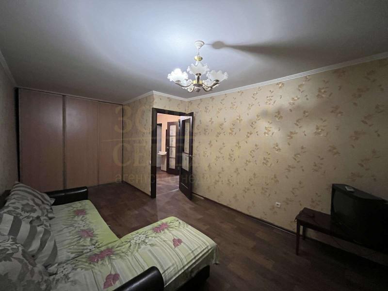 Квартира, Белгородская область, Старый Оскол, Большой Парковый квартал, 21. Фото 1