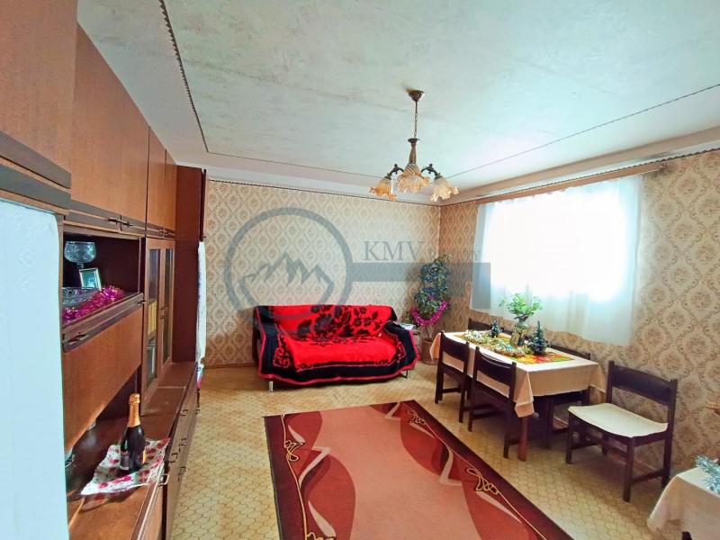 Квартира, Ставропольский край, Ессентуки, 4-й мкр, Октябрьская улица, 422. Фото 1