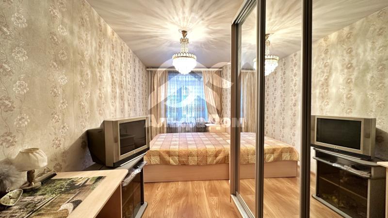 2-комн. квартира, 43.7 м², 2/5 этаж