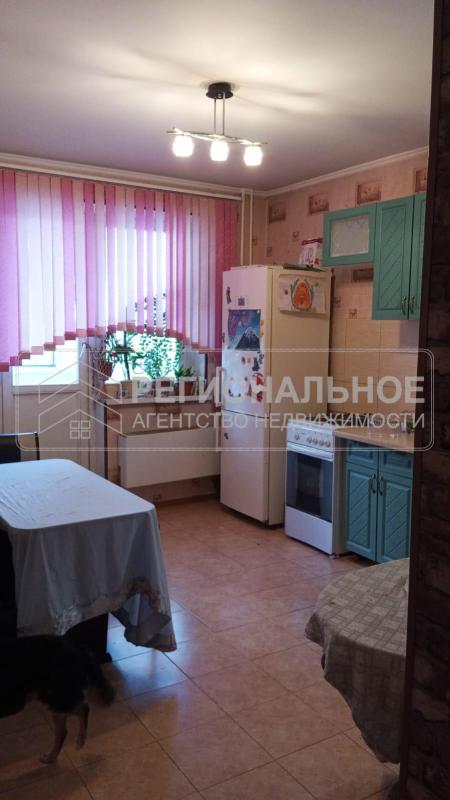 3-комн. квартира, 98 м², 3/16 этаж