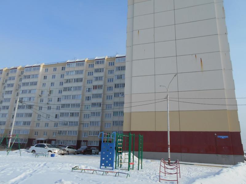 Квартира, Омская область, Омск, пос. Амурский, Барнаульская улица, 45. Фото 1