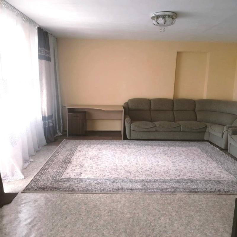 2-комн. квартира, 64.9 м², 8/10 этаж