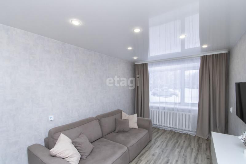 3-комн. квартира, 48 м², 1/2 этаж