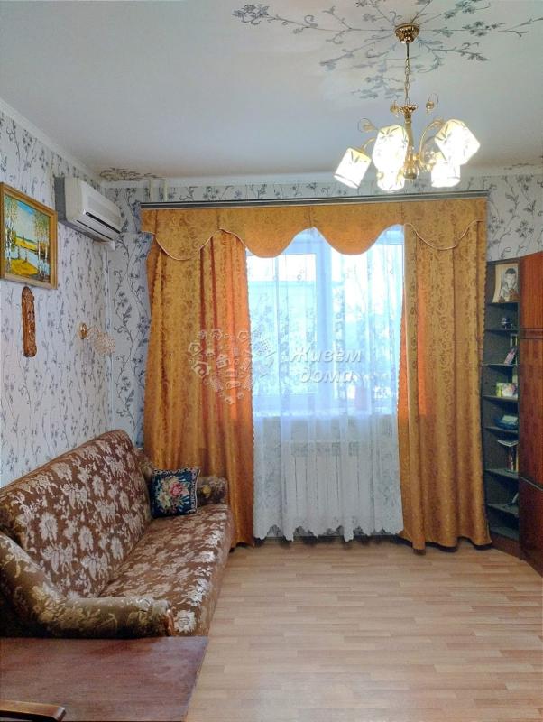 Квартира, Волгоградская область, рп. Средняя Ахтуба, 1-й мкр, 55А. Фото 1