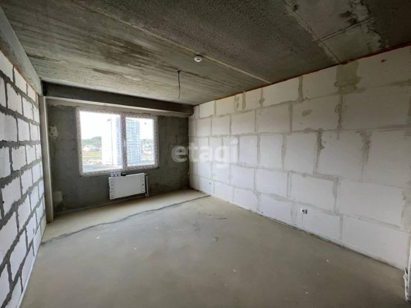 1-комн. квартира, 32 м², 12/18 этаж