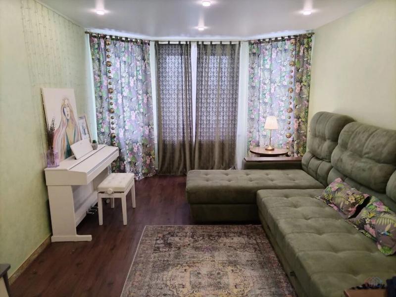 3-комн. квартира, 90 м², 9/15 этаж
