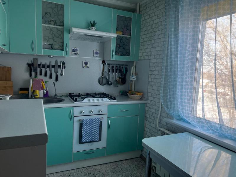 Квартира, Самарская область, Чапаевск, мкр Центр, Железнодорожная улица, 64. Фото 1