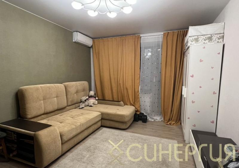 2-комн. квартира, 93 м², 3/10 этаж