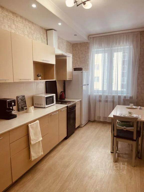 1-комн. квартира, 43 м², 7/19 этаж