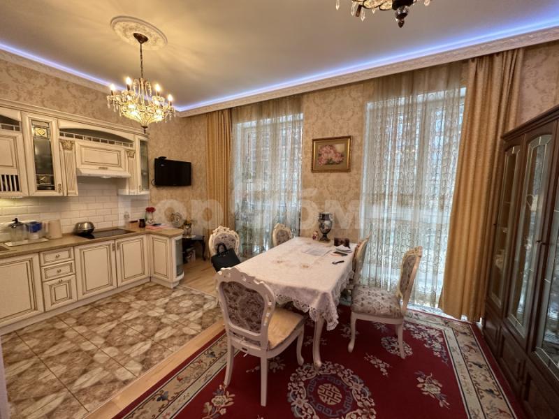 3-комнатная квартира, 105 м2