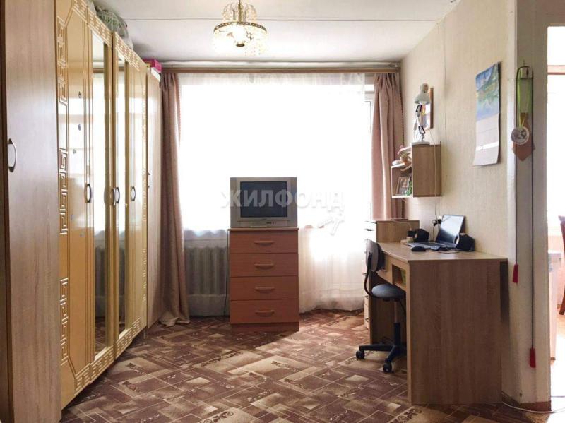 Квартира, Новосибирская область, Бердск, мкр Центр, ул. Островского, 105. Фото 1