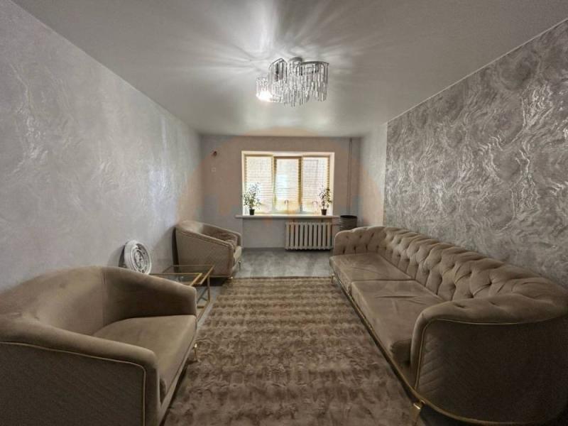 3-комн. квартира, 57 м², 1/5 этаж