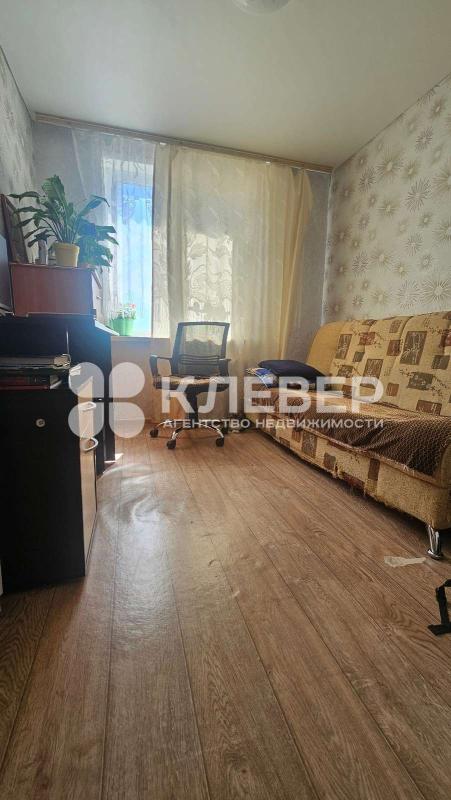 2-комн. квартира, 48 м², 4/5 этаж