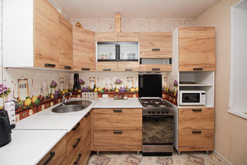 2-комн. квартира, 51 м², 4/5 этаж