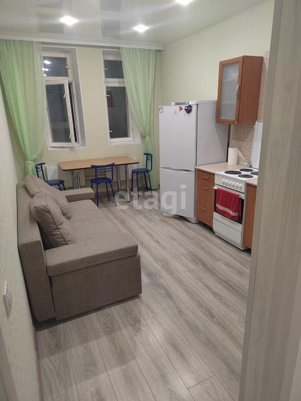 1-комн. квартира, 43 м², 2/16 этаж