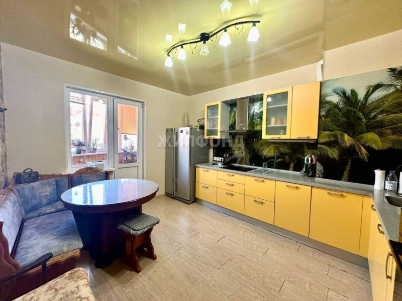 3-комнатная Квартира, 77.8 м2