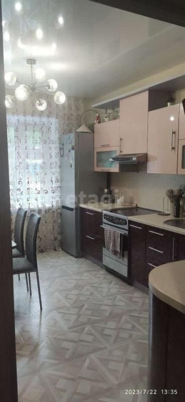 3-комн. квартира, 68 м², 1/10 этаж