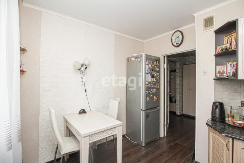 2-комн. квартира, 50 м², 5/9 этаж