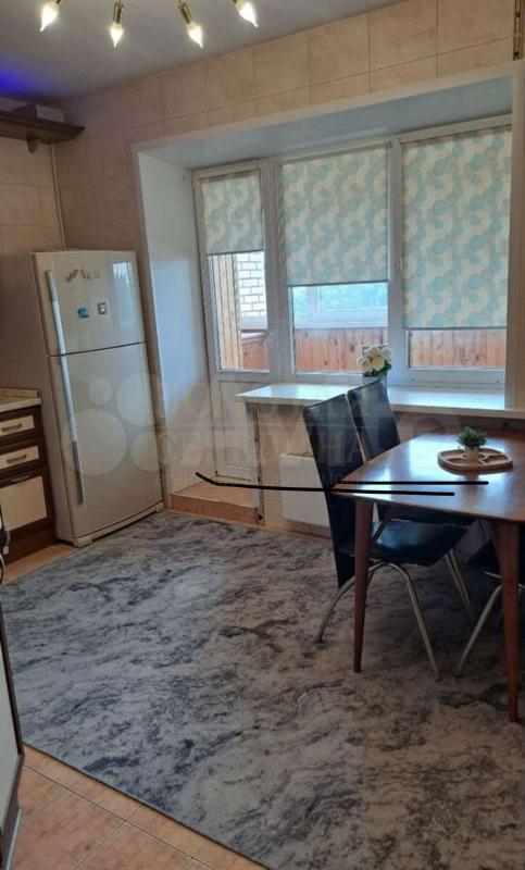3-комн. квартира, 100 м², 7/14 этаж
