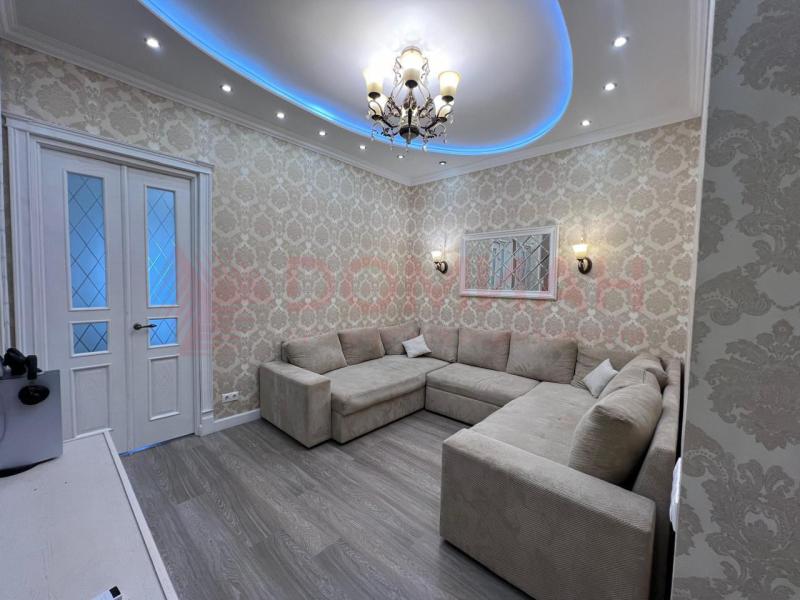 2-комн. квартира, 74 м², 5/5 этаж