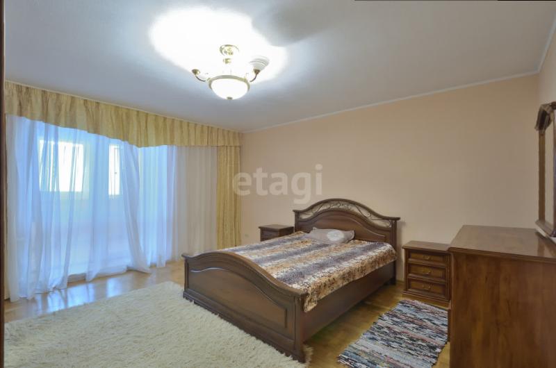 3-комн. квартира, 90 м², 6/9 этаж