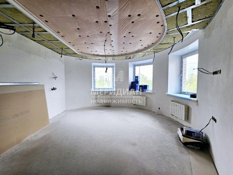 4-комнатная Квартира, 101.6 м2