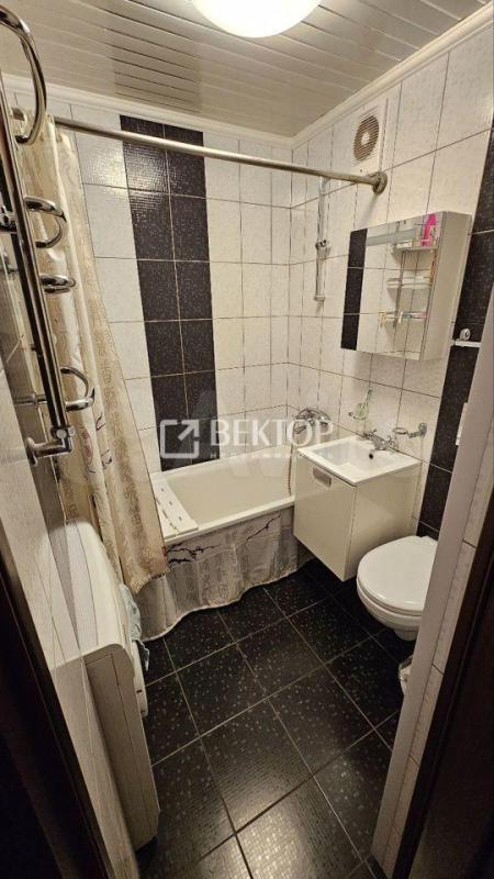 2-комн. квартира, 41 м², 2/4 этаж