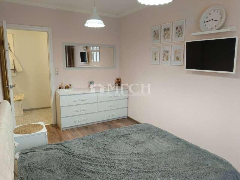 2-комн. квартира, 45 м², 6/9 этаж