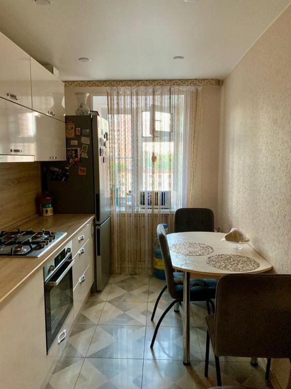 2-комн. квартира, 49 м², 5/5 этаж