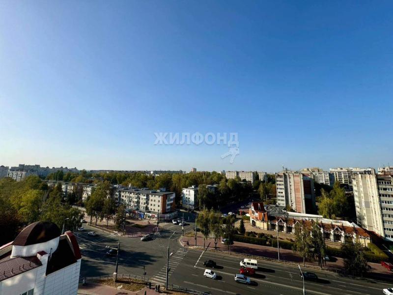 2-комн. квартира, 67 м², 10/16 этаж