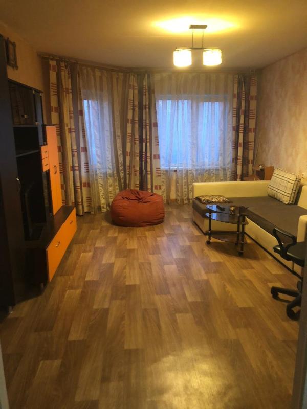2-комн. квартира, 68.5 м², 1/9 этаж
