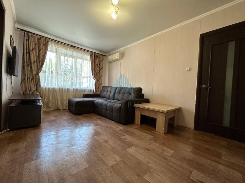2-комн. квартира, 40 м², 2/5 этаж