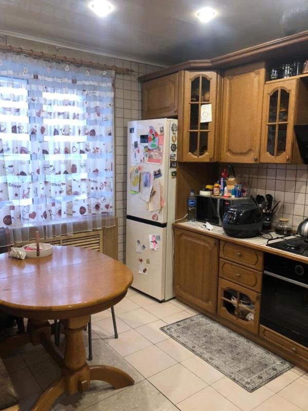 3-комн. квартира, 110 м², 9/10 этаж