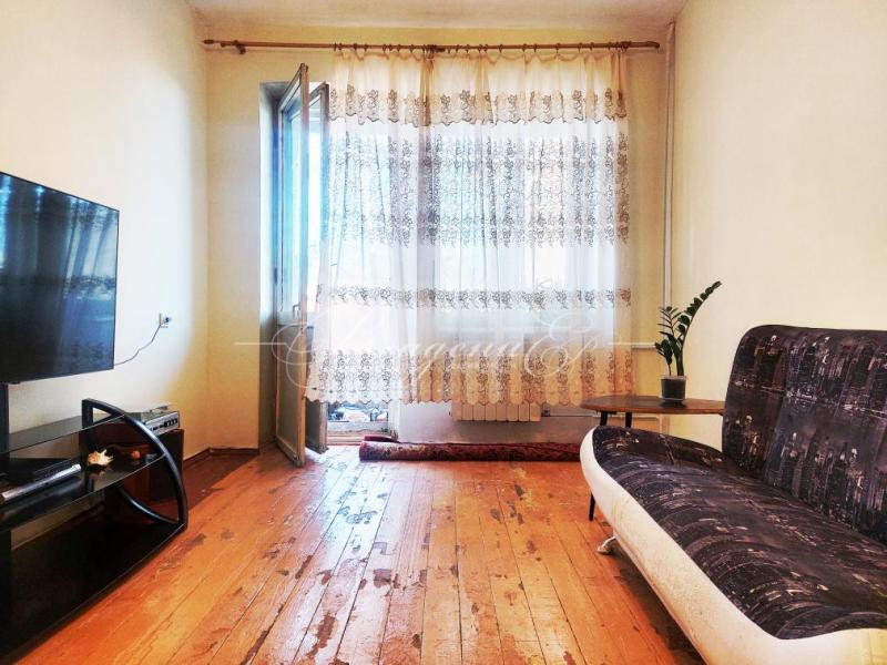 3-комн. квартира, 71.9 м², 4/4 этаж